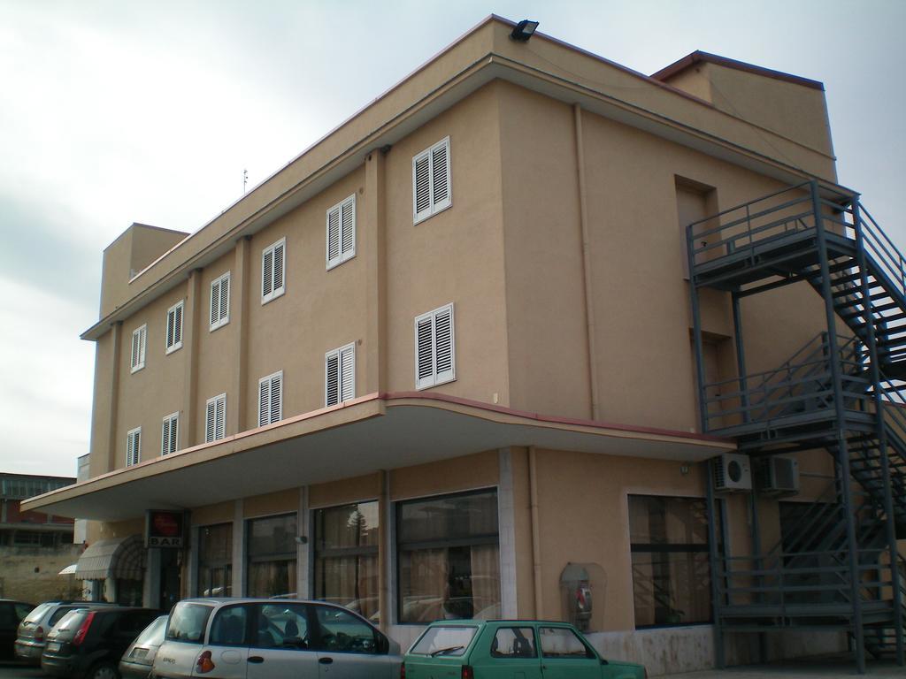 Hotel Zio Cataldo コラート エクステリア 写真